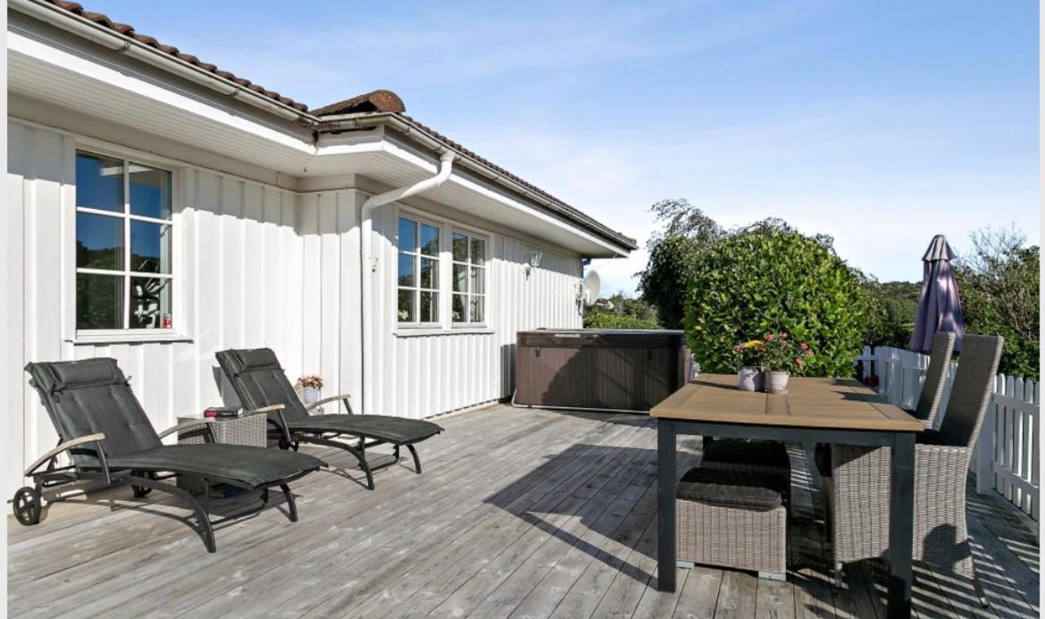 Villa Bernhardina Grebbestad Exterior foto